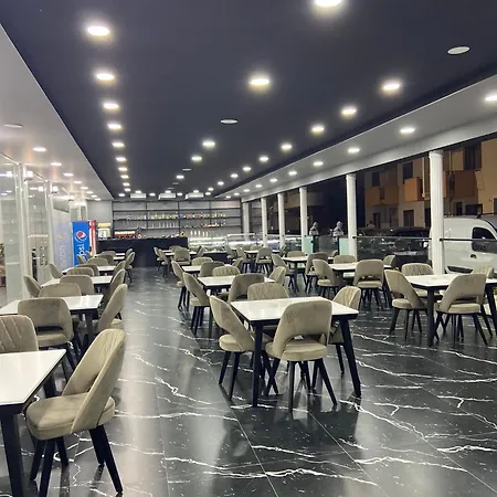 Italia Hotel 3*